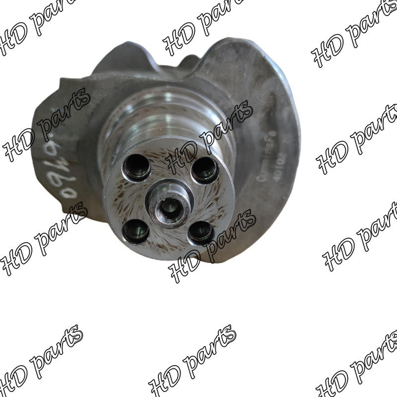 4D102 4BT Cast Steel Engine Crankshaft Spare Part 3907803 3908031 3929036 Untuk Cummins