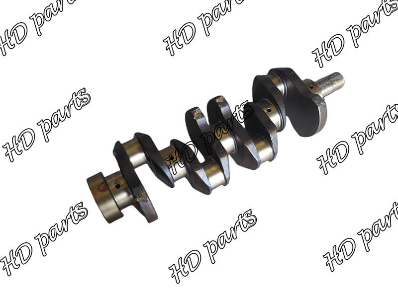 B3.3 QSB3.3 4D95L Suku Cadang Mesin Crankshaft 3329036 4944437 4982120 C6204311201 C6204311111 Untuk Cummins Komatsu