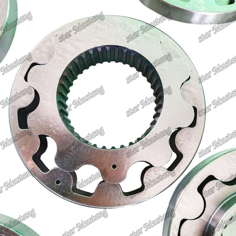 Pompa minyak V3300 V3800 F5802 1C010-35070 Cocok untuk bagian perbaikan mesin Kubota