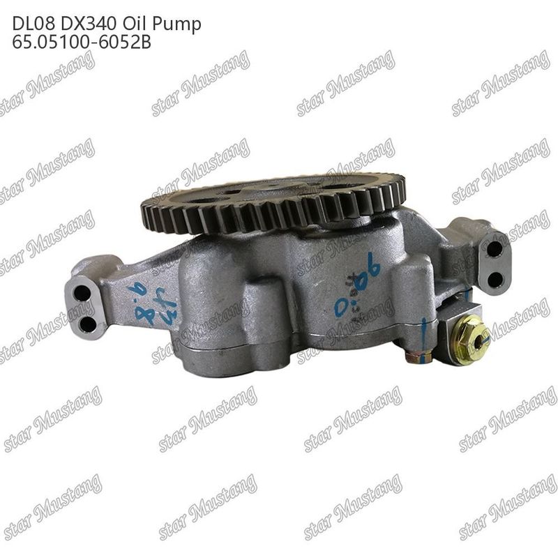 DL08 DX340 Pompa Minyak 65.05100-6052B Untuk Doosan Daewoo Mesin suku cadang