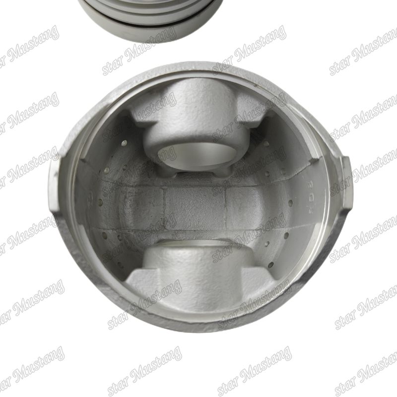 RD8 Piston Mesin 12011-97004 12011-97012 12010-97006 12010-97079 Untuk suku cadang mesin Nissan