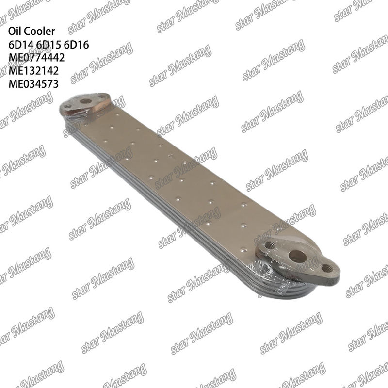 Oil Cooler 6D14 6D15 6D16 4 buah ME0774442 ME132142 ME034573 Untuk suku cadang mesin Mitsubishi