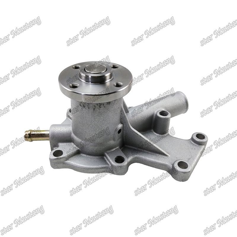 Pompa air D640 D662 D722 19883-73030 15881-73030 15881-73033 1E051-73030 1E051-73034 Untuk suku cadang mesin Kubota