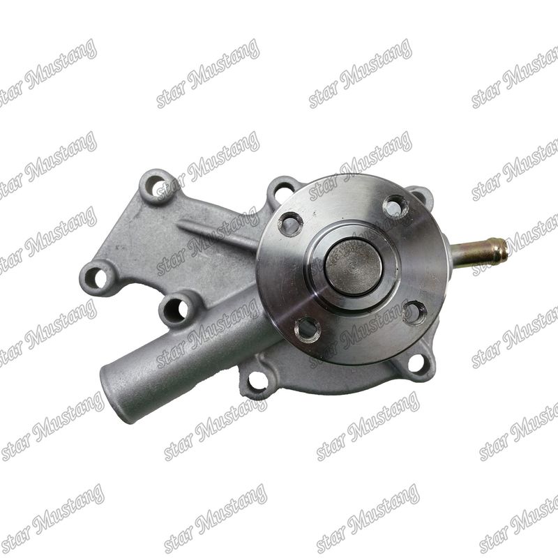 Pompa air D640 D662 D722 19883-73030 15881-73030 15881-73033 1E051-73030 1E051-73034 Untuk suku cadang mesin Kubota