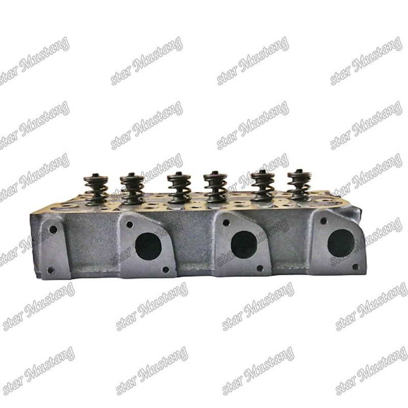 Silinder Head Assembly D1105 1G053-03040 1G065-03044 16032-03042 16261-03040 Cocok untuk suku cadang mesin Kubota