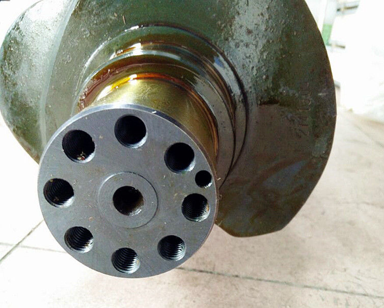 65.02101-0056 65.02101-7025 Suku Cadang Mesin Diesel D2366 Untuk Excavator Truk Crankshaft